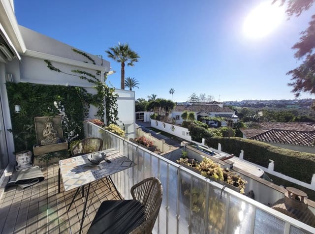 4 soverom Hus til salgs i Guadalmina Alta, Marbella med garasje - € 860 000 (Ref: 9165735)