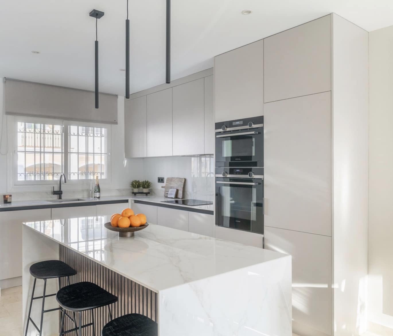 Casa de 2 habitaciones en Nueva Andalucia en venta con piscina garaje - 765.000 € (Ref: 9165737)