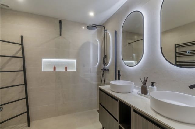 2 camera da letto Casa in vendita in Nueva Andalucia, Marbella con piscina garage - 730.000 € (Rif: 9165737)