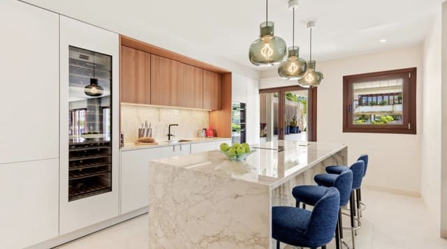 4 slaapkamer Penthouse te koop in Golden Mile, Marbella met zwembad garage - € 2.995.000 (Ref: 9169502)