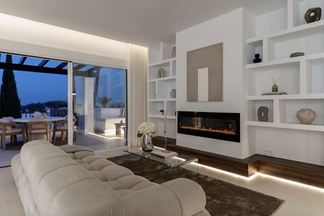 3 sovrum Takvåning till salu i Nueva Andalucia, Marbella med pool garage - 1 795 000 € (Ref: 9171385)