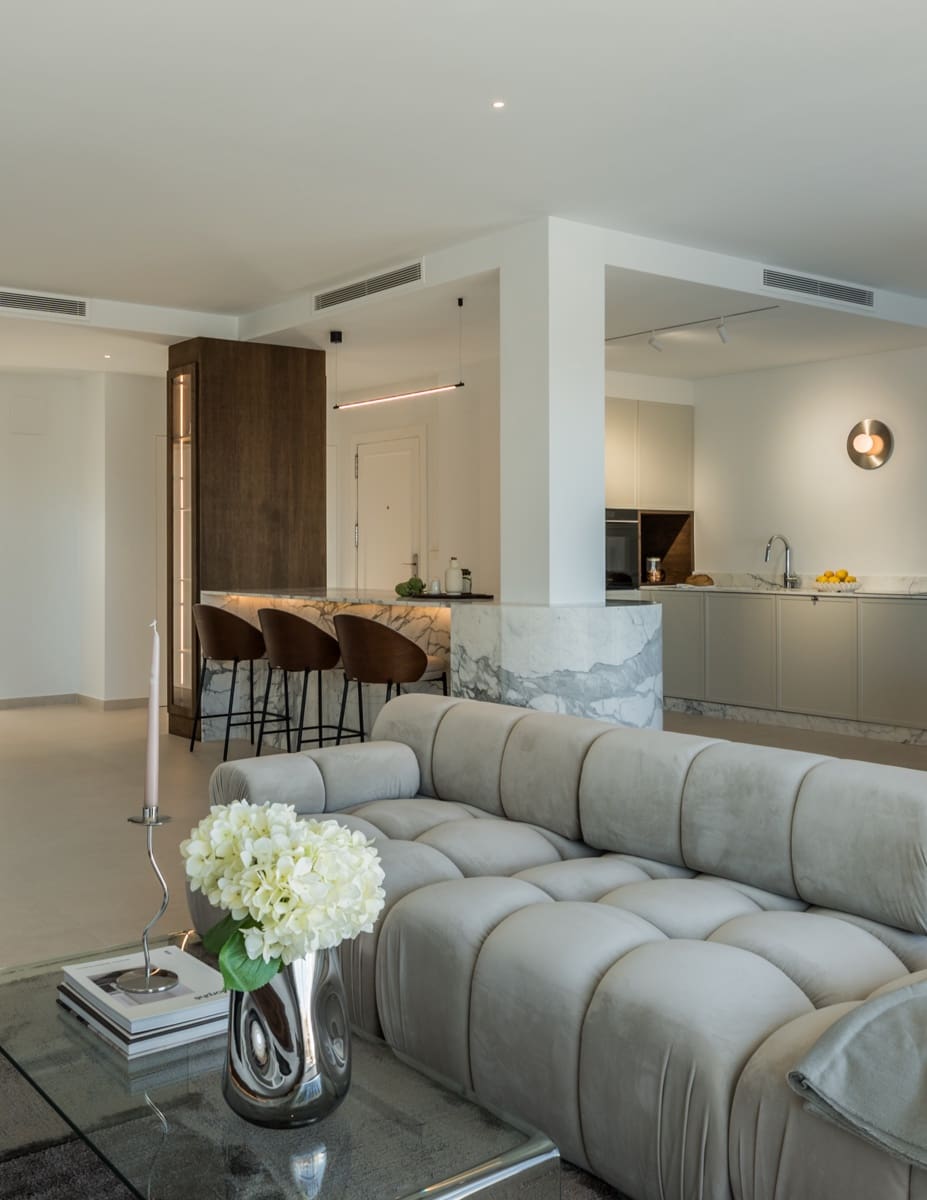 3 chambre Penthouse à vendre à Nueva Andalucia avec piscine garage - 1 695 000 € (Ref: 9171385)