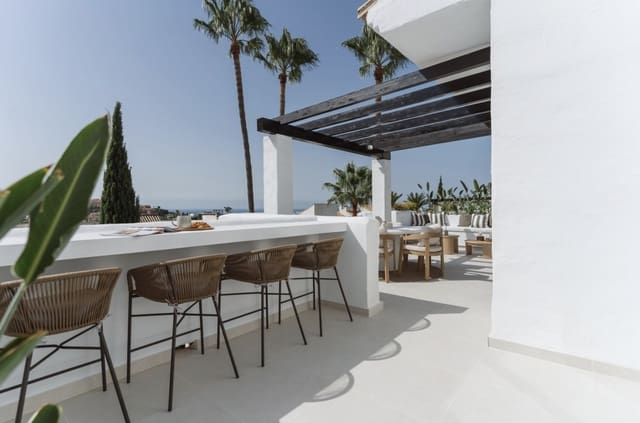 3 soverom Penthouse til salgs i Nueva Andalucia, Marbella med svømmebasseng garasje - € 1 795 000 (Ref: 9171386)