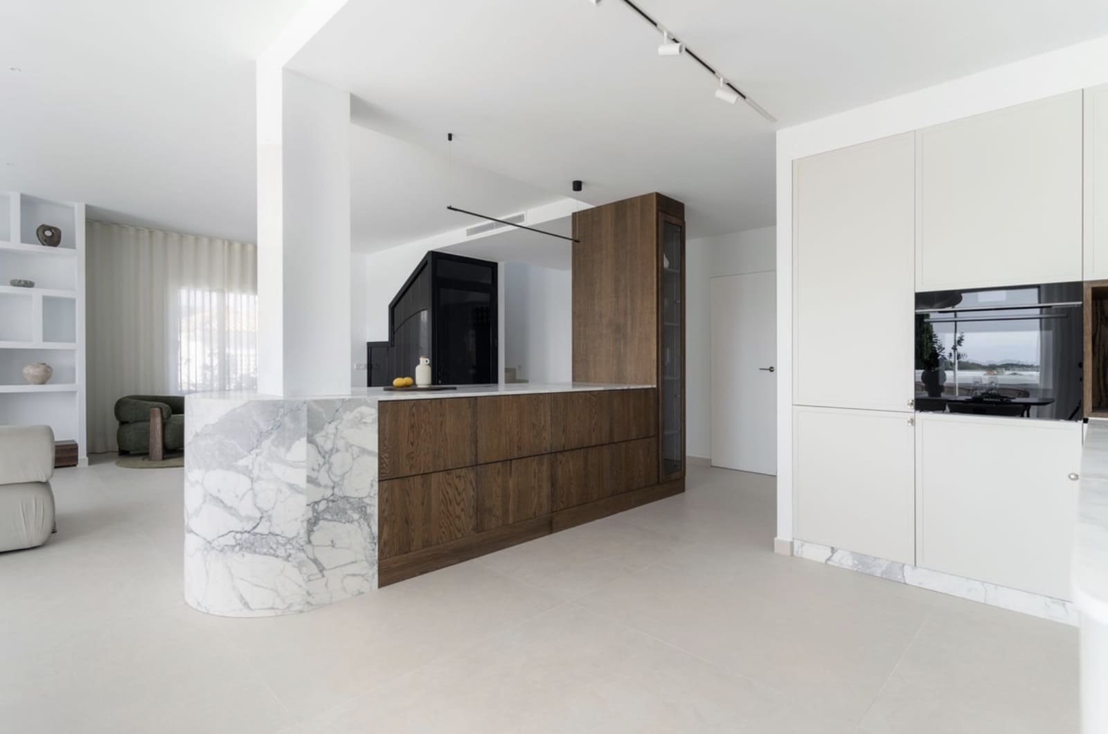 3 sovrum Takvåning till salu i Nueva Andalucia med pool garage - 1 795 000 € (Ref: 9171386)