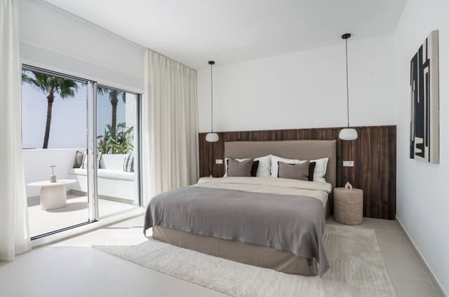 3 soverom Penthouse til salgs i Nueva Andalucia, Marbella med svømmebasseng garasje - € 1 795 000 (Ref: 9171386)