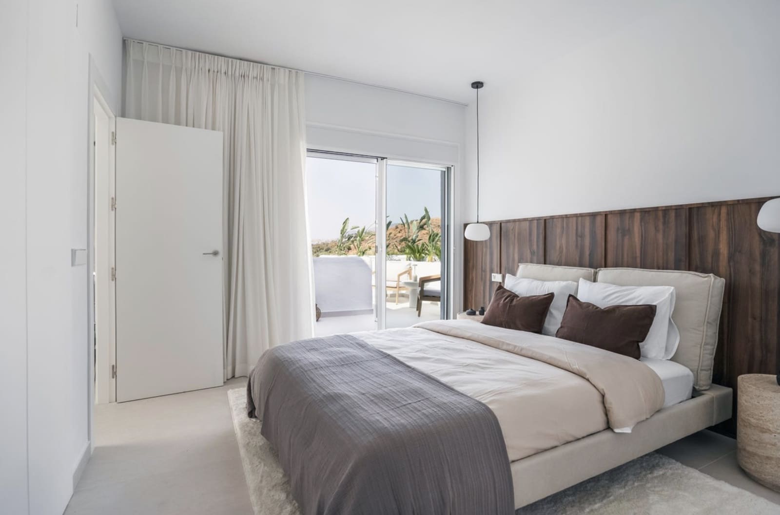 3 sovrum Takvåning till salu i Nueva Andalucia med pool garage - 1 795 000 € (Ref: 9171386)