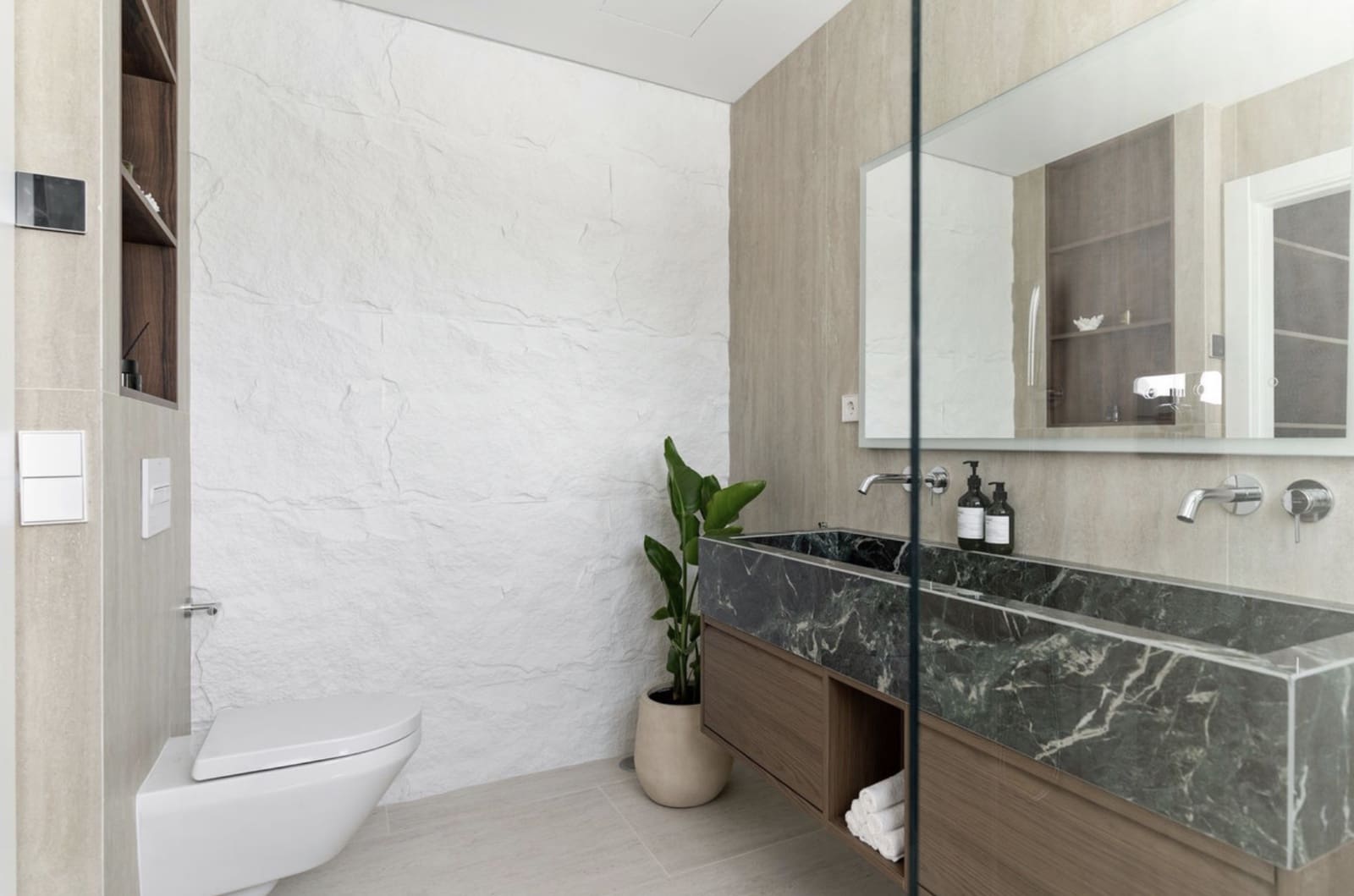 3 sovrum Takvåning till salu i Nueva Andalucia med pool garage - 1 795 000 € (Ref: 9171386)