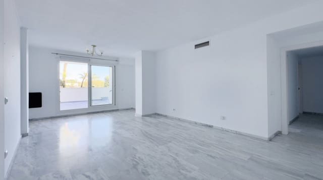 2 soverom Leilighet til salgs i Nueva Andalucia, Marbella med svømmebasseng garasje - € 365 000 (Ref: 9171389)