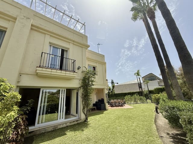 4 slaapkamer Huis te koop in Benahavís met zwembad garage - € 945.000 (Ref: 9180939)