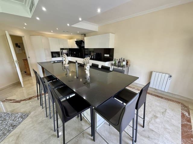 4 slaapkamer Huis te koop in Benahavís met zwembad garage - € 945.000 (Ref: 9180939)