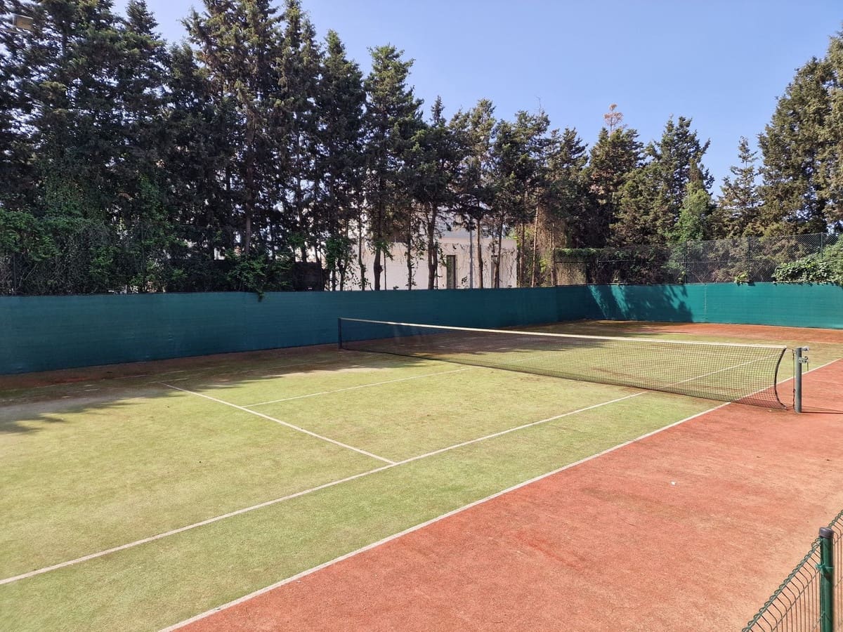 5 soveværelse Villa til salg i Guadalmina med swimmingpool garage - € 2.395.000 (Ref: 9186854)