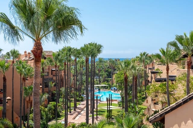 3 slaapkamer Penthouse te koop in San Pedro de Alcantara, Marbella met zwembad garage - € 1.994.000 (Ref: 9186856)