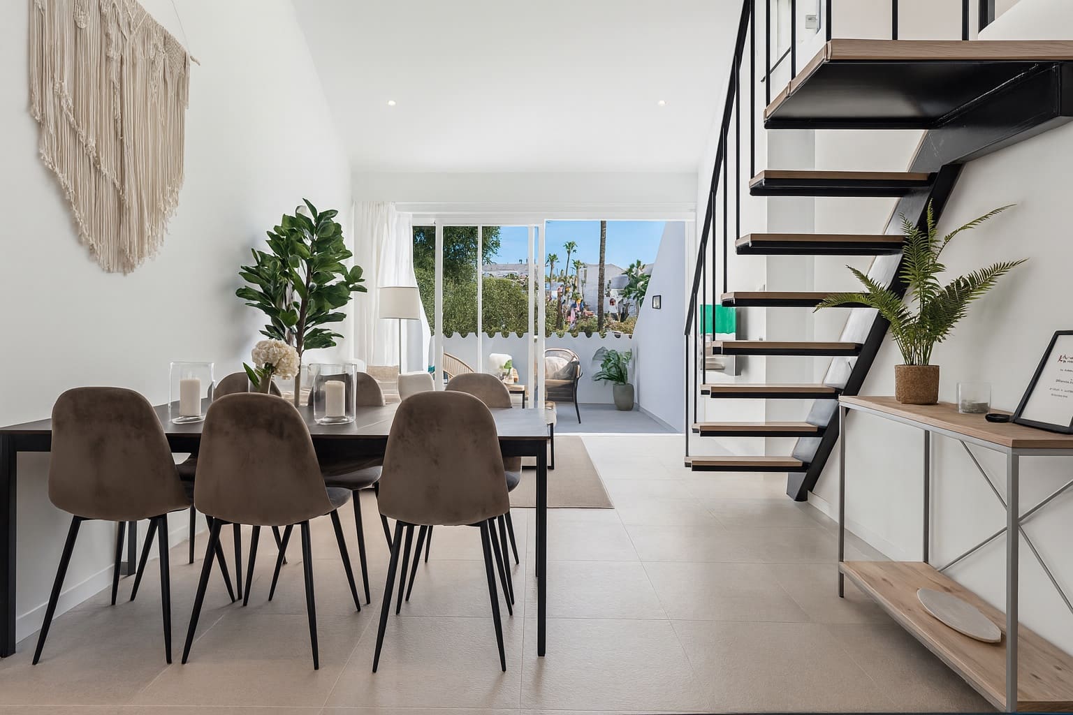 3 bedroom Penthouse for sale in Marbella with pool - € 595,000 (Ref: 9189641)