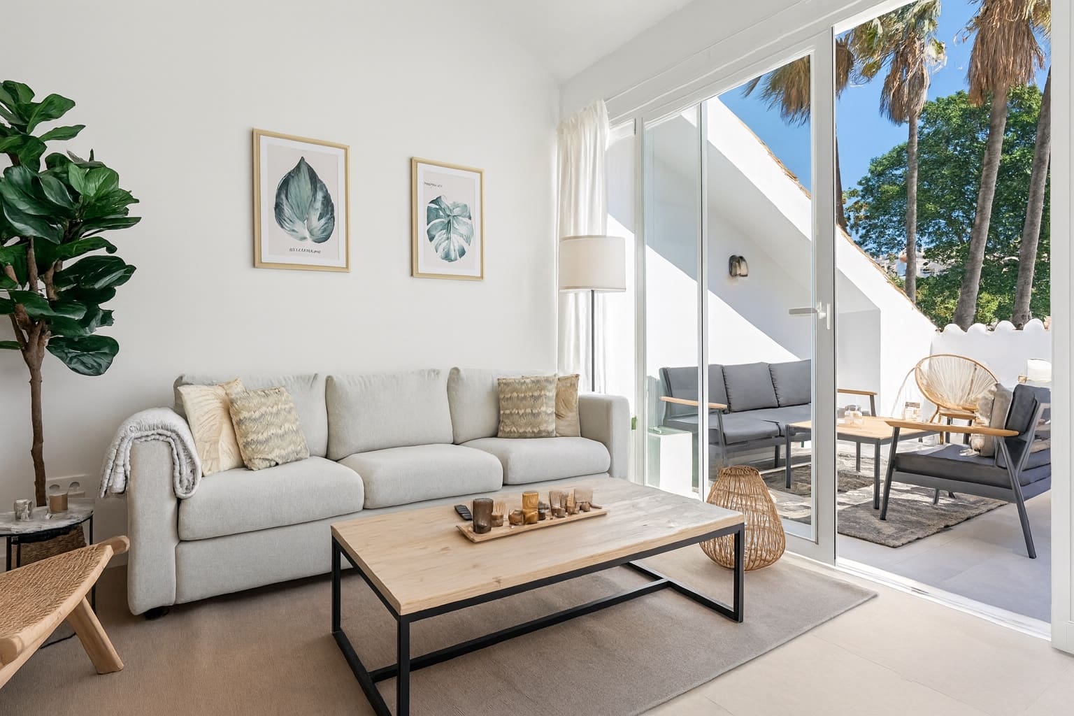 3 bedroom Penthouse for sale in Marbella with pool - € 595,000 (Ref: 9189641)