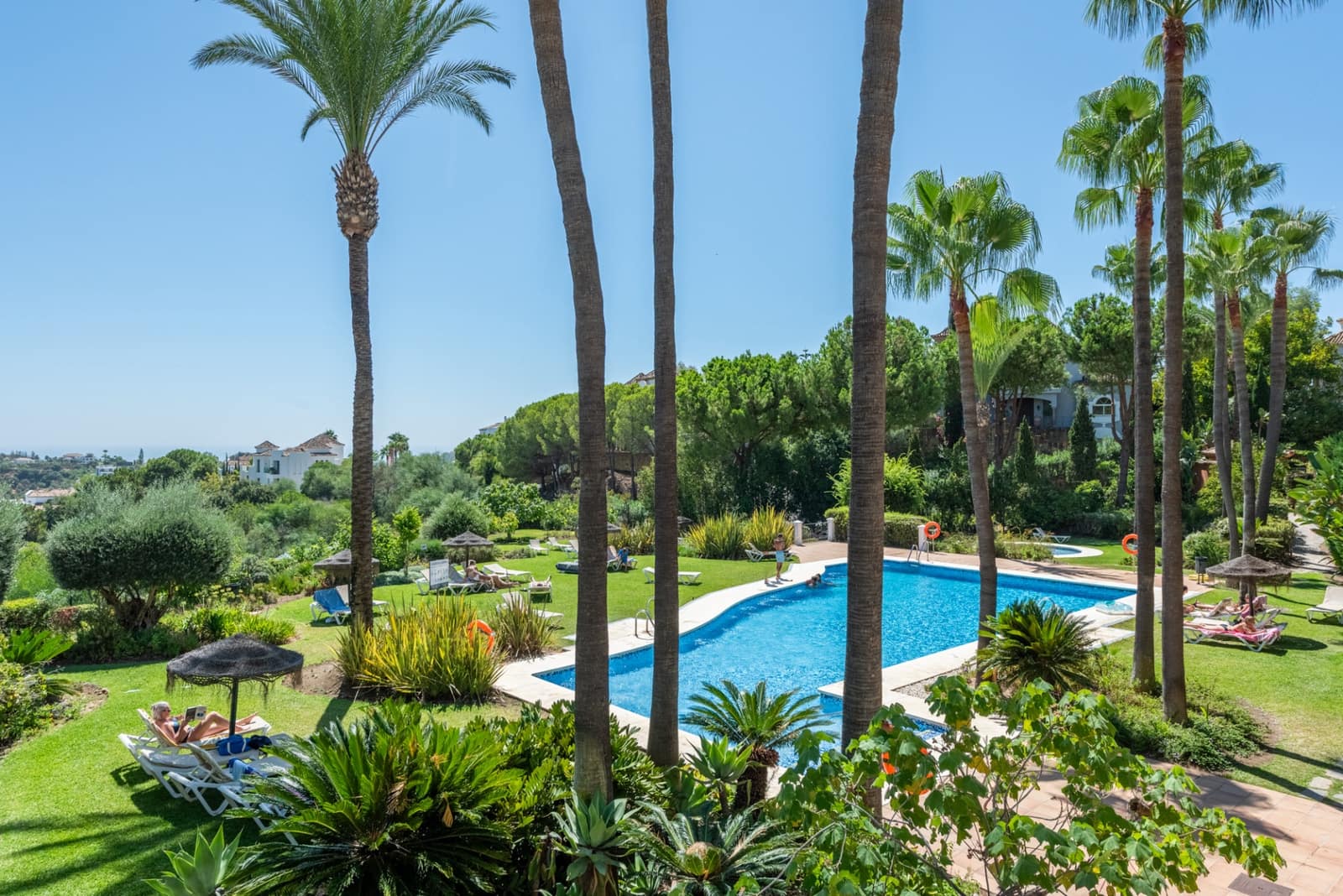 3 soveværelse Lejlighed til salg i La Quinta med swimmingpool garage - € 649.000 (Ref: 9191030)
