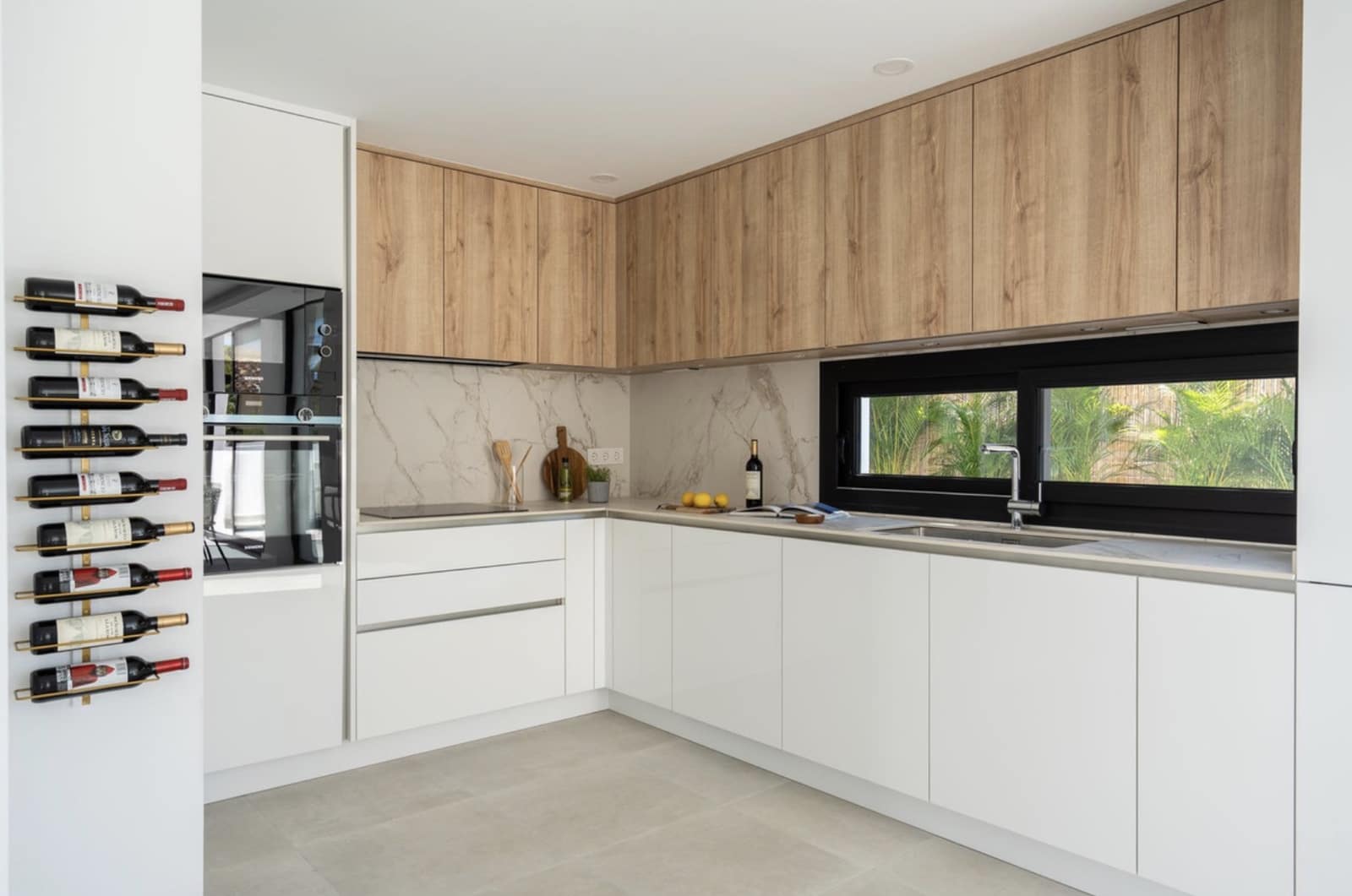 3 sovrum Villa till salu i Marbella med pool garage - 1 195 000 € (Ref: 9193766)