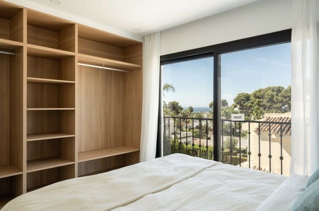 3 makuuhuone Huvila myytävänä paikassa Marbella mukana uima-altaan 
autotalli - 1 195 000 € (Ref: 9193766)