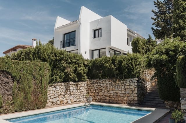 3 makuuhuone Huvila myytävänä paikassa Marbella mukana uima-altaan 
autotalli - 1 195 000 € (Ref: 9193766)