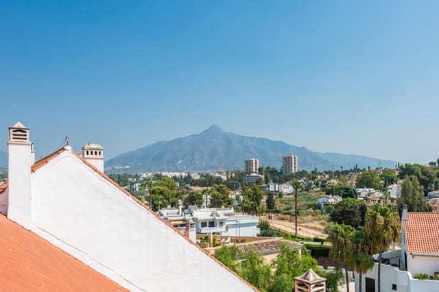 2 quarto Penthouse para venda em Nueva Andalucía Centro, Marbella com piscina garagem - 539 000 € (Ref: 9197706)