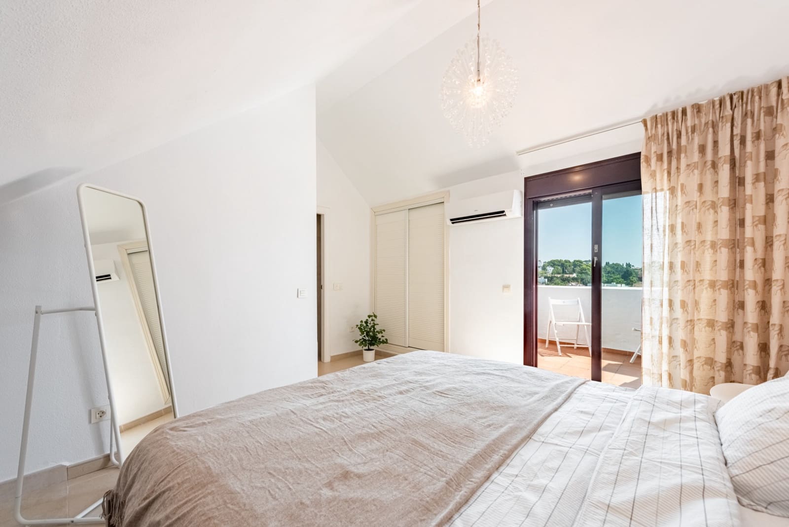 2 quarto Penthouse para venda em Marbella com piscina garagem - 539 000 € (Ref: 9197706)