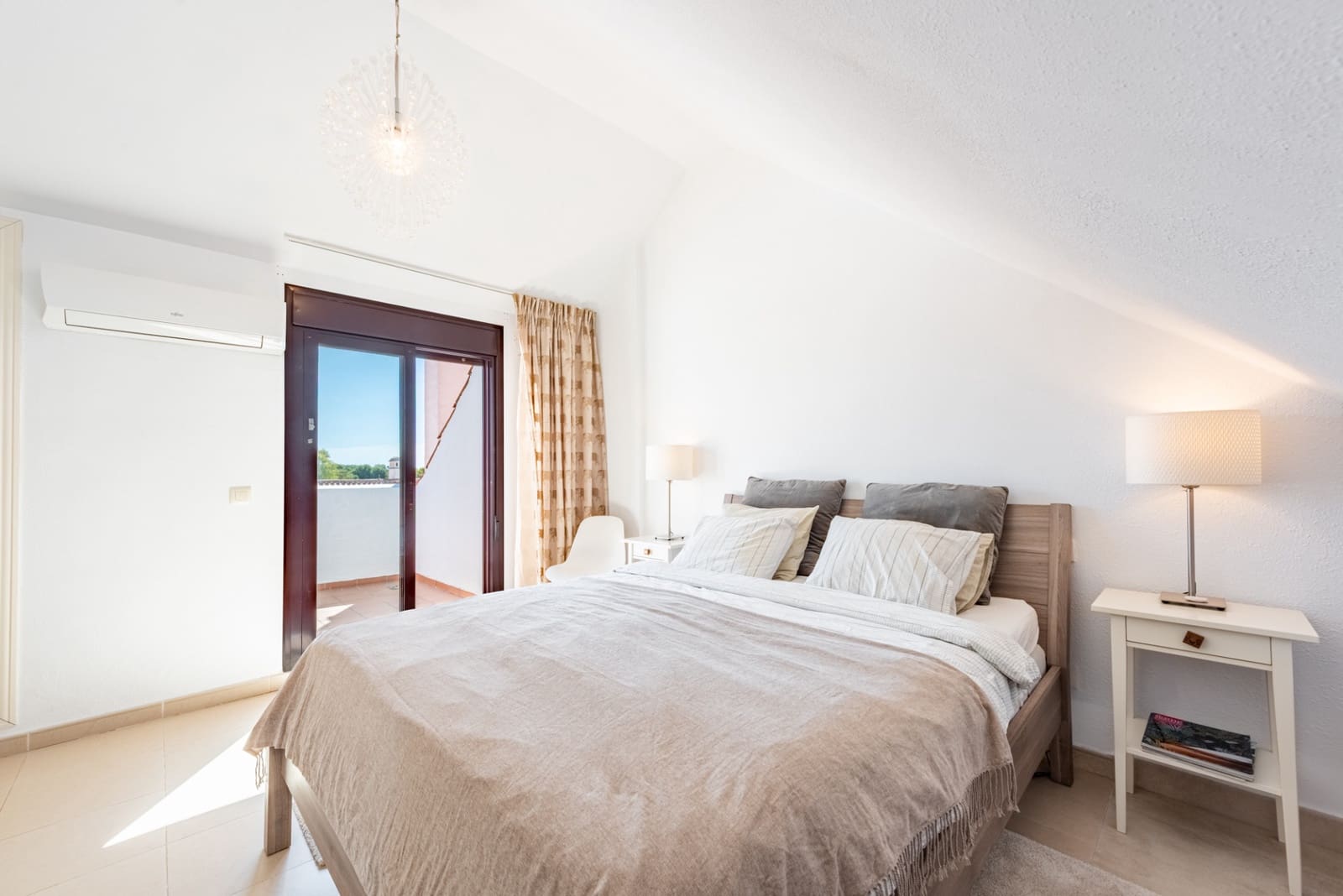 2 quarto Penthouse para venda em Marbella com piscina garagem - 539 000 € (Ref: 9197706)