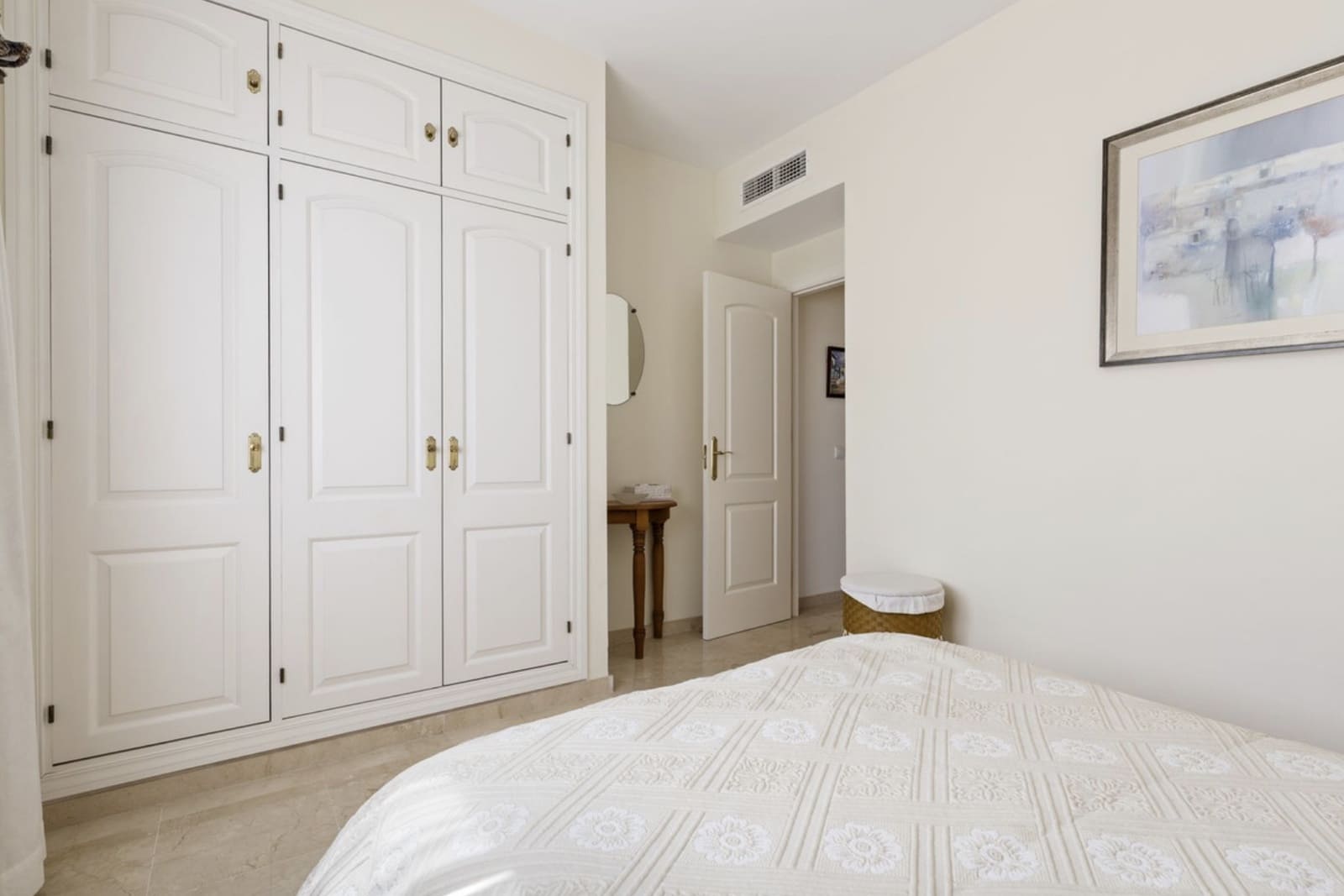 3 slaapkamer Penthouse te koop in Nueva Andalucia met zwembad garage - € 649.000 (Ref: 9197708)