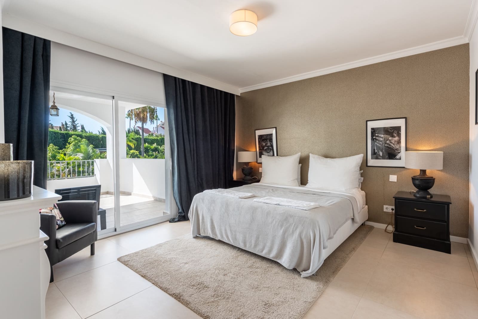 4 bedroom Villa for sale in Nueva Andalucia with pool garage - € 1,995,000 (Ref: 9202400)