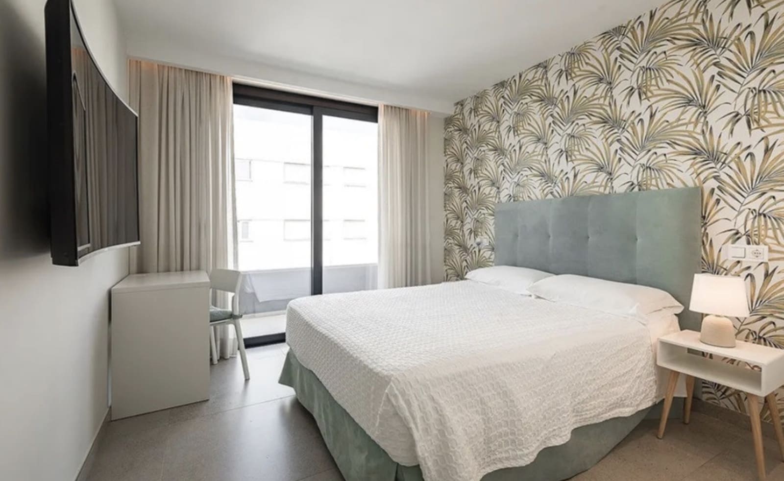 4 soverom Penthouse til salgs i San Pedro de Alcantara med svømmebasseng garasje - € 949 000 (Ref: 9208271)