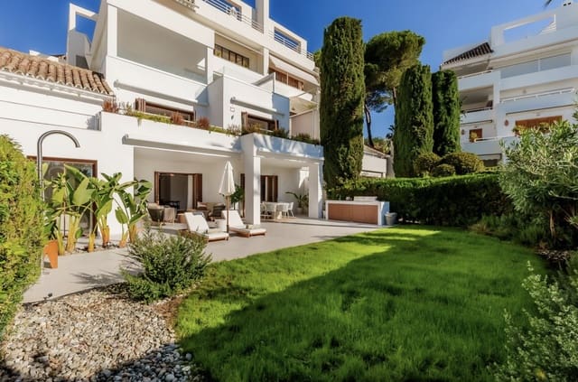 4 slaapkamer Appartement te koop in Nueva Andalucia, Marbella met zwembad garage - € 2.545.000 (Ref: 9215012)