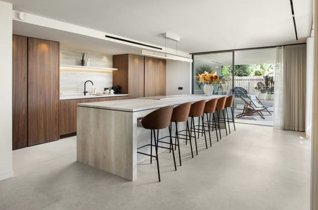 5 soveværelse Villa til salg i Nueva Andalucia, Marbella med swimmingpool garage - € 4.695.000 (Ref: 9215014)