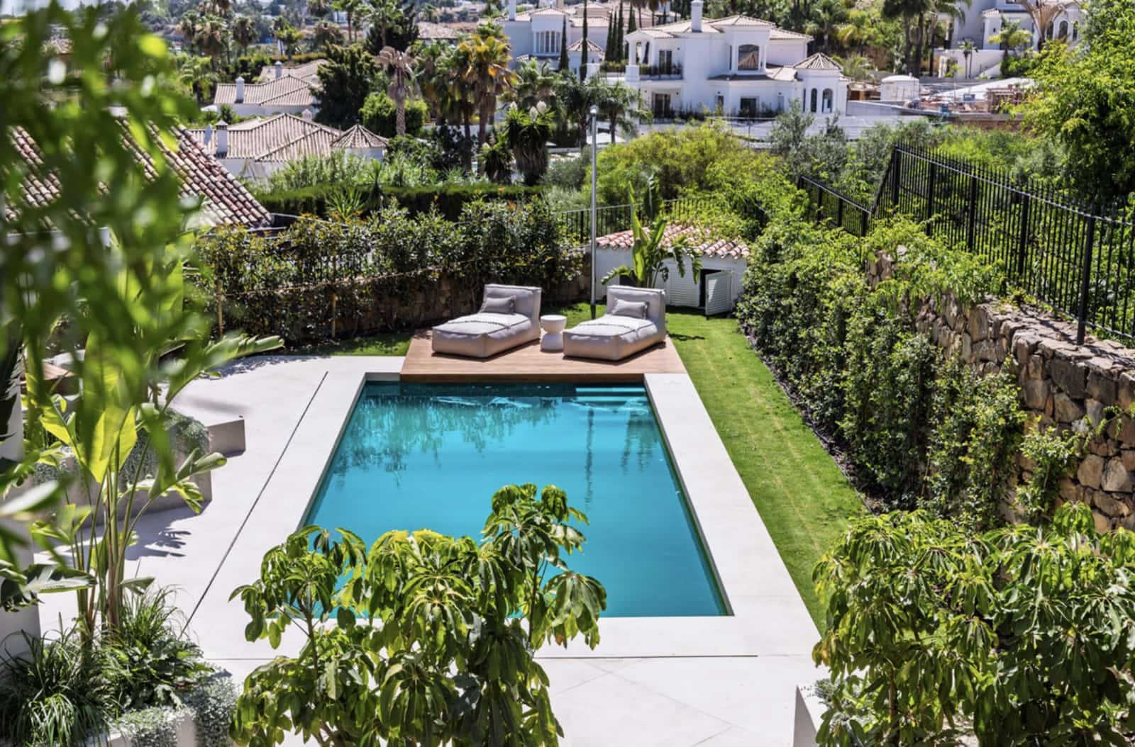 Chalet de 5 habitaciones en Nueva Andalucia en venta con piscina garaje - 4.695.000 € (Ref: 9215014)