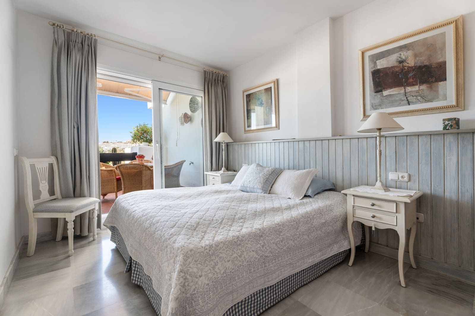 3 bedroom Penthouse for sale in Nueva Andalucia with pool garage - € 869,000 (Ref: 9215016)