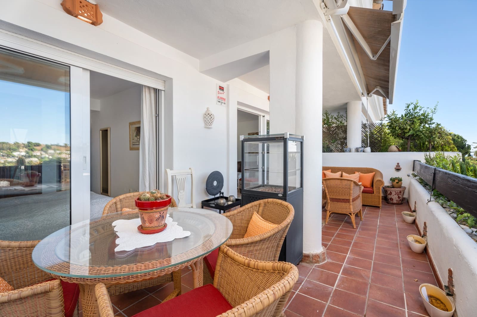 3 bedroom Penthouse for sale in Nueva Andalucia with pool garage - € 869,000 (Ref: 9215016)