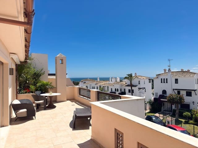 Ático de 2 habitaciones en Marbella en venta con piscina garaje - 1.100.000 € (Ref: 9226480)