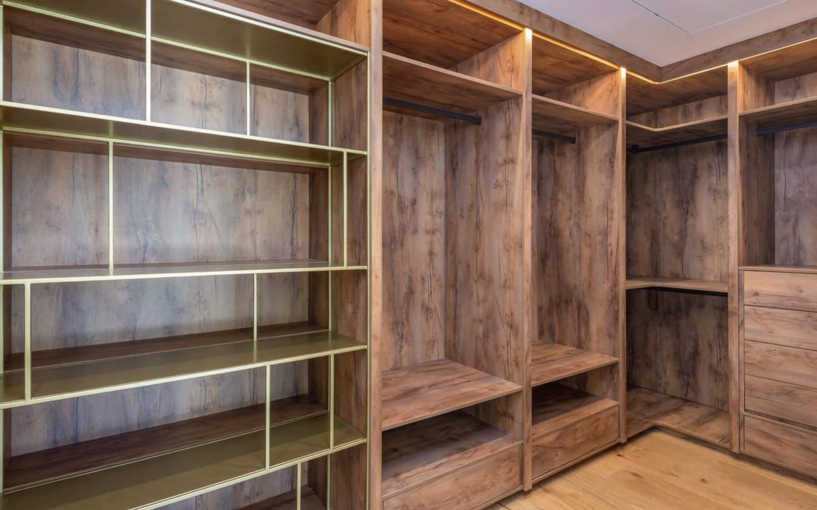 4 makuuhuone Huvila myytävänä paikassa Marbella mukana uima-altaan 
autotalli - 5 900 000 € (Ref: 9228477)