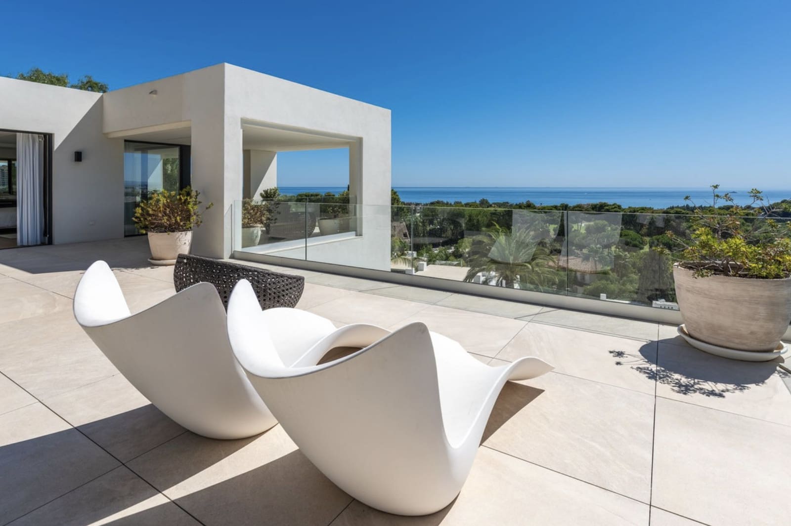 4 makuuhuone Huvila myytävänä paikassa Marbella mukana uima-altaan 
autotalli - 5 900 000 € (Ref: 9228477)