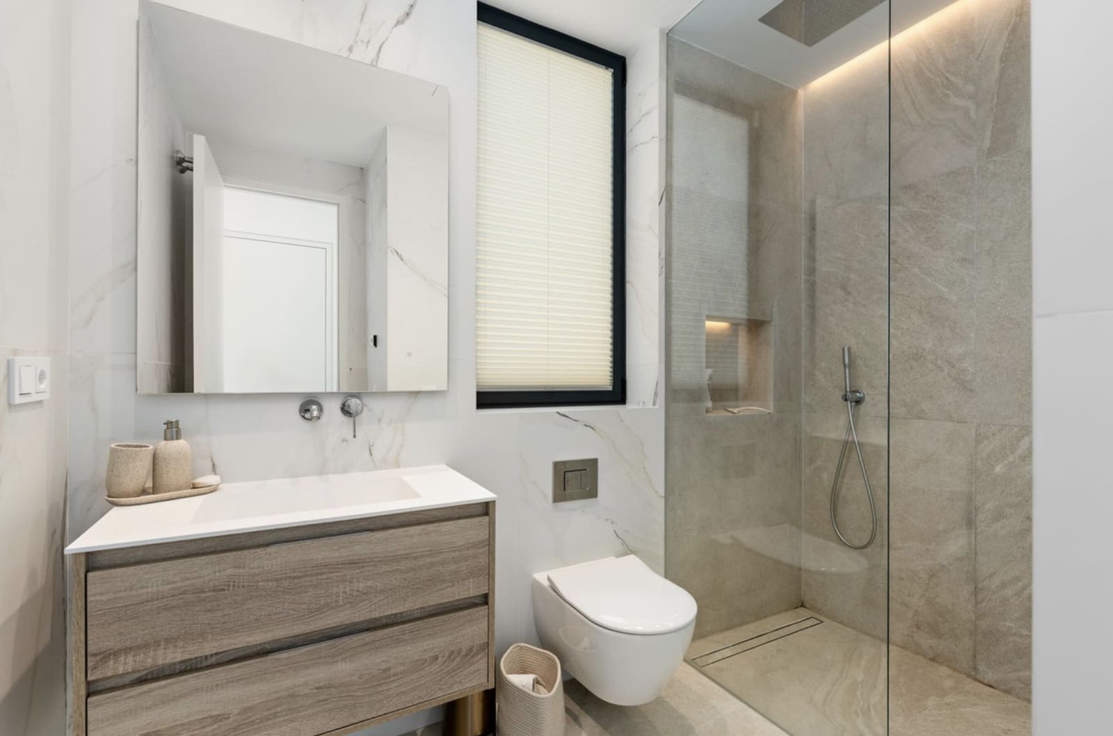 4 makuuhuone Huvila myytävänä paikassa Marbella mukana uima-altaan 
autotalli - 5 900 000 € (Ref: 9228477)