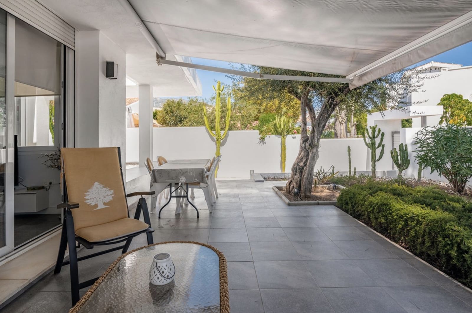 4 sovrum Villa till salu i Marbella med garage - 2 250 000 € (Ref: 9232534)