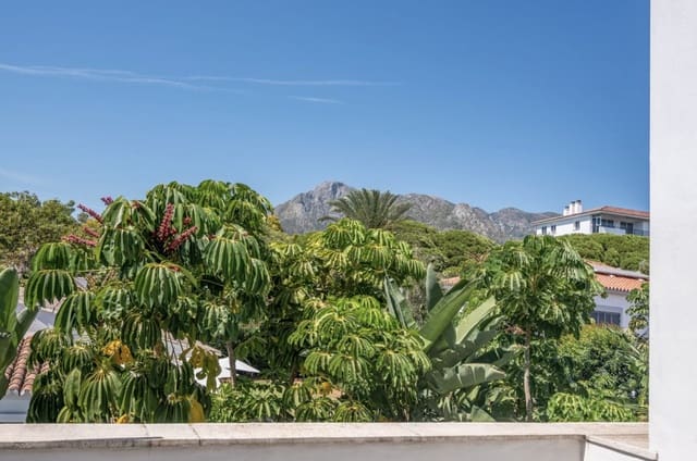 4 makuuhuone Huvila myytävänä paikassa Marbella mukana 
autotalli - 2 250 000 € (Ref: 9232534)