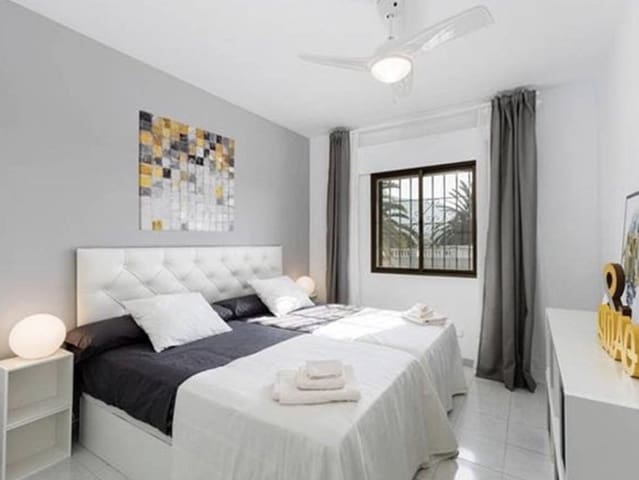 6 makuuhuone Huvila myytävänä paikassa Nueva Andalucia, Marbella mukana uima-altaan 
autotalli - 2 525 000 € (Ref: 9232536)