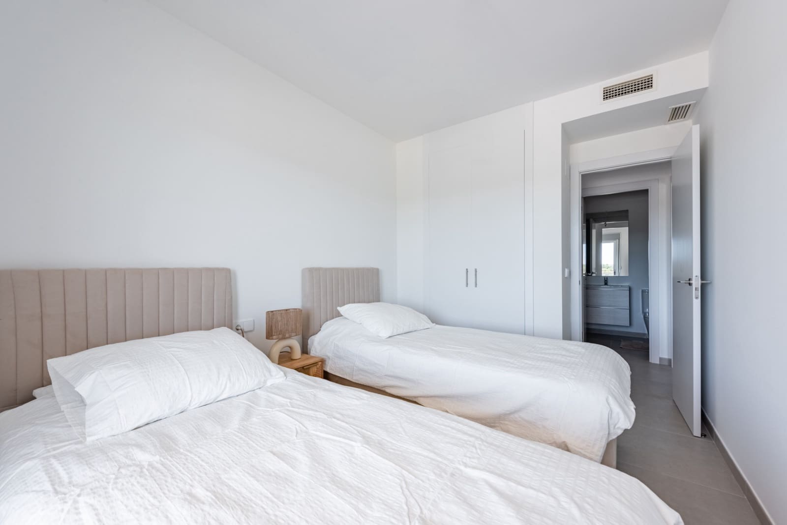 2 bedroom Apartment for sale in Cancelada with pool garage - € 375,000 (Ref: 9236404)