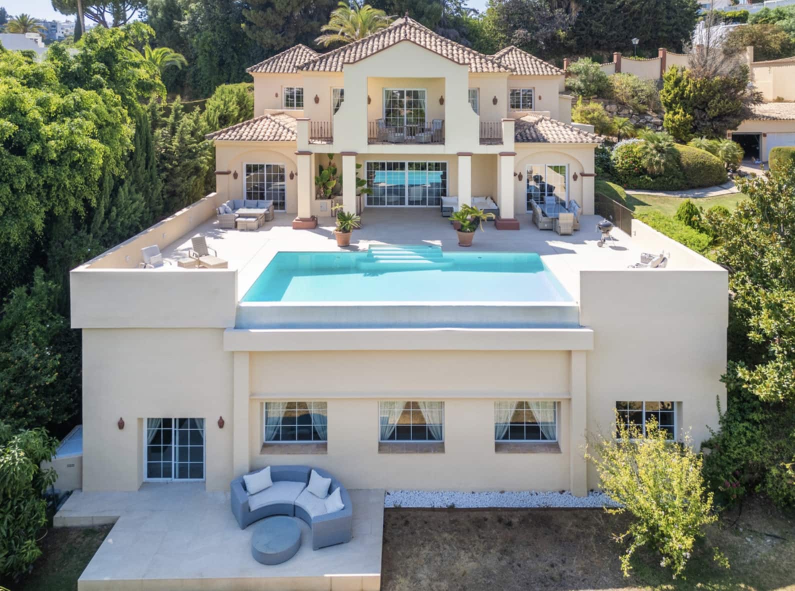 5 chambre Villa/Maison à vendre à Benahavis avec piscine garage - 2 300 000 € (Ref: 9236405)