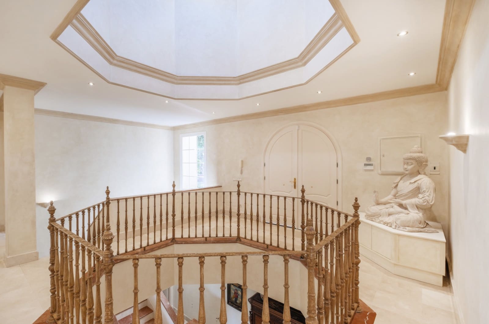 5 chambre Villa/Maison à vendre à Benahavis avec piscine garage - 2 300 000 € (Ref: 9236405)