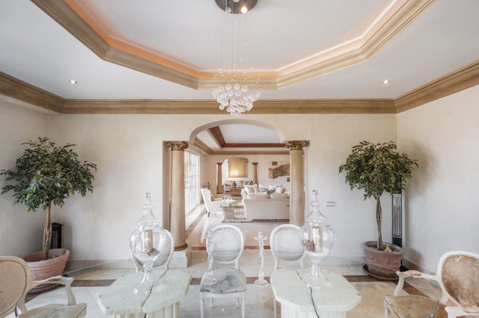 5 chambre Villa/Maison à vendre à Benahavis avec piscine garage - 2 300 000 € (Ref: 9236405)