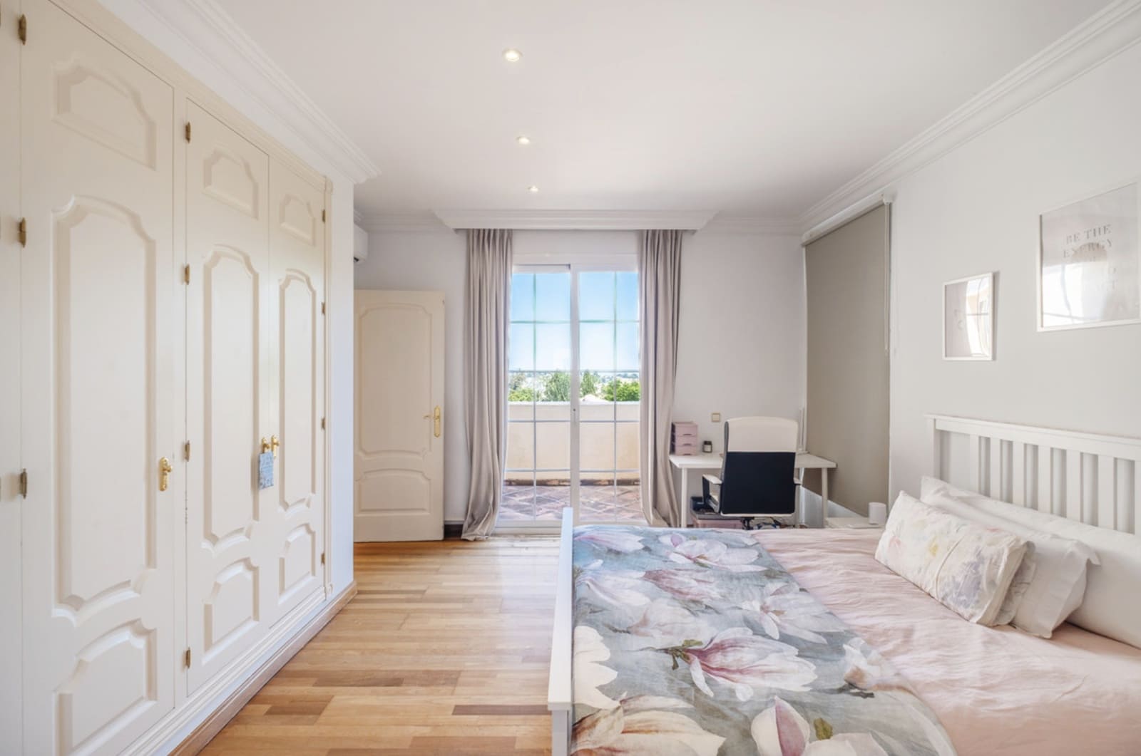 5 chambre Villa/Maison à vendre à Benahavis avec piscine garage - 2 300 000 € (Ref: 9236405)