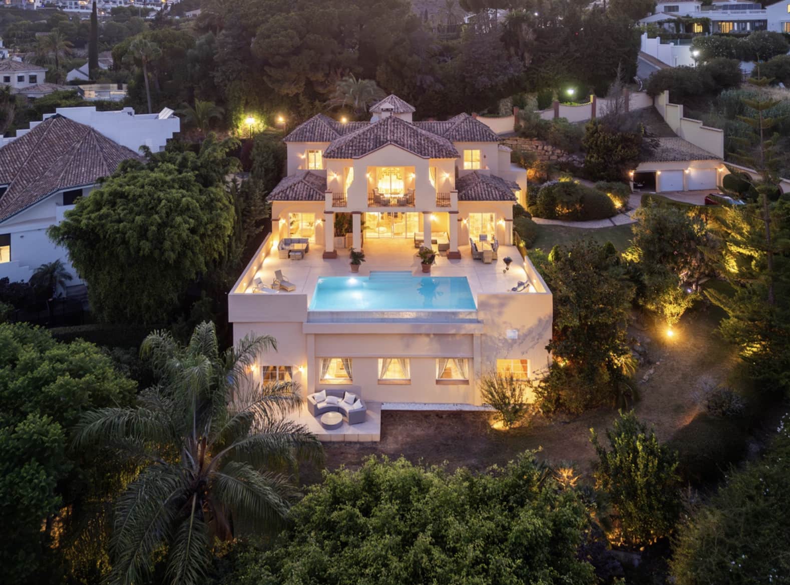 5 chambre Villa/Maison à vendre à Benahavis avec piscine garage - 2 300 000 € (Ref: 9236405)