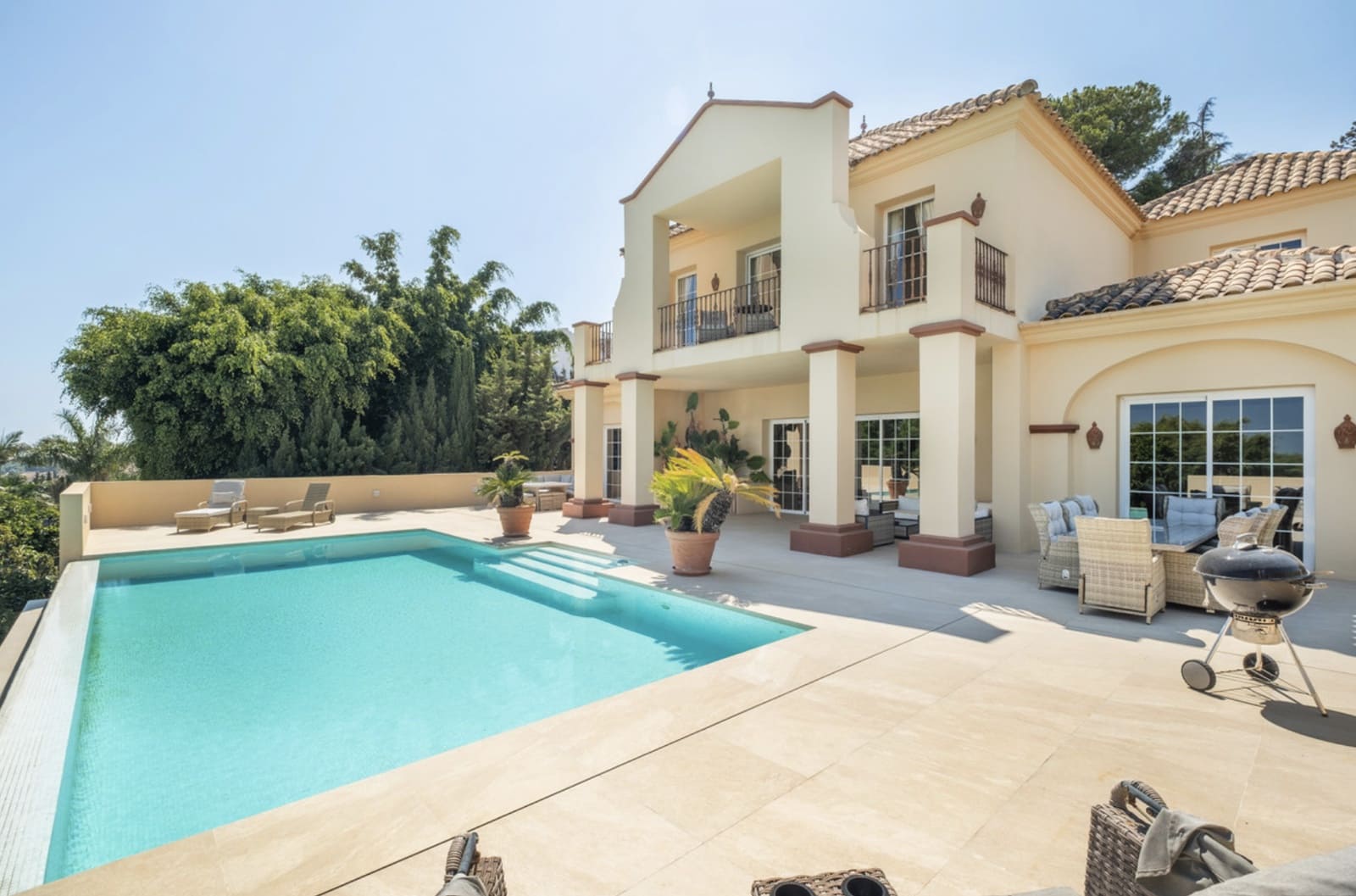 5 chambre Villa/Maison à vendre à Benahavis avec piscine garage - 2 300 000 € (Ref: 9236405)