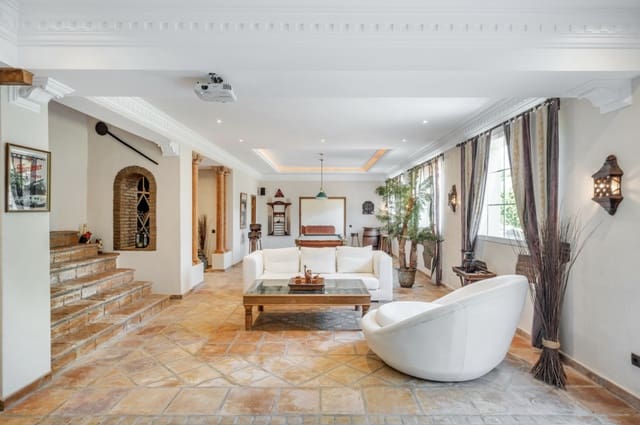 5 chambre Villa/Maison à vendre à Benahavís avec piscine garage - 2 300 000 € (Ref: 9236405)