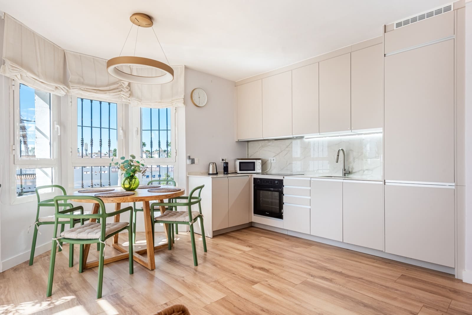 2 quarto Penthouse para venda em Marbella com piscina - 499 000 € (Ref: 9236406)