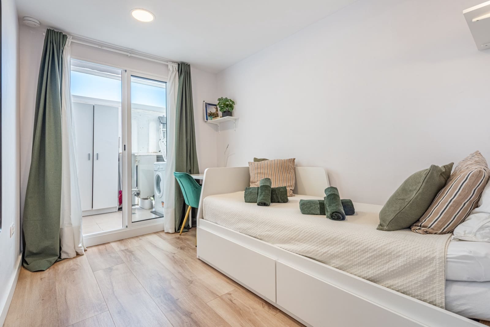 2 quarto Penthouse para venda em Marbella com piscina - 499 000 € (Ref: 9236406)